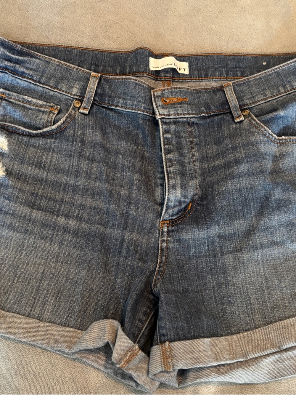 LOFT Women’s Medium Blue Denim Rolled-Hem Shorts